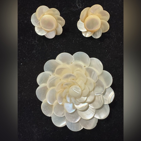 unbranded Jewelry - Vintage Mother of Pearl Lotus Brooch and Earring Set Marked Japan